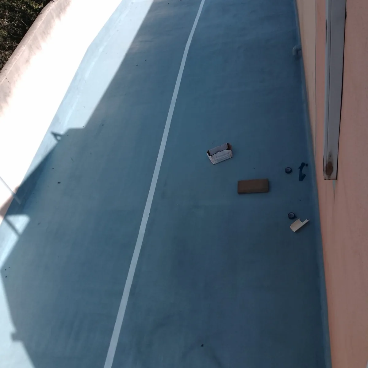 Narrow ramp lane in blue anti-slip finish, Mallorca