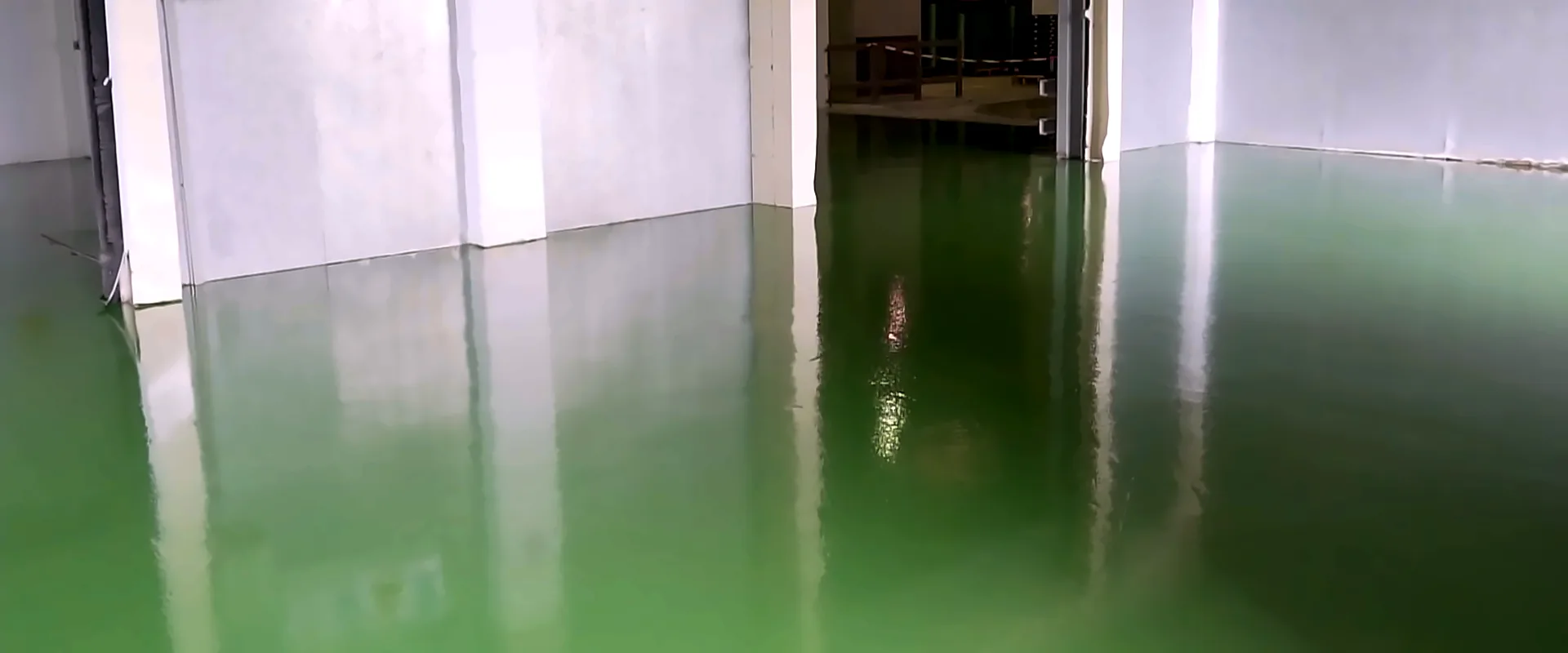 Flooring in Pol. Les Tàpies