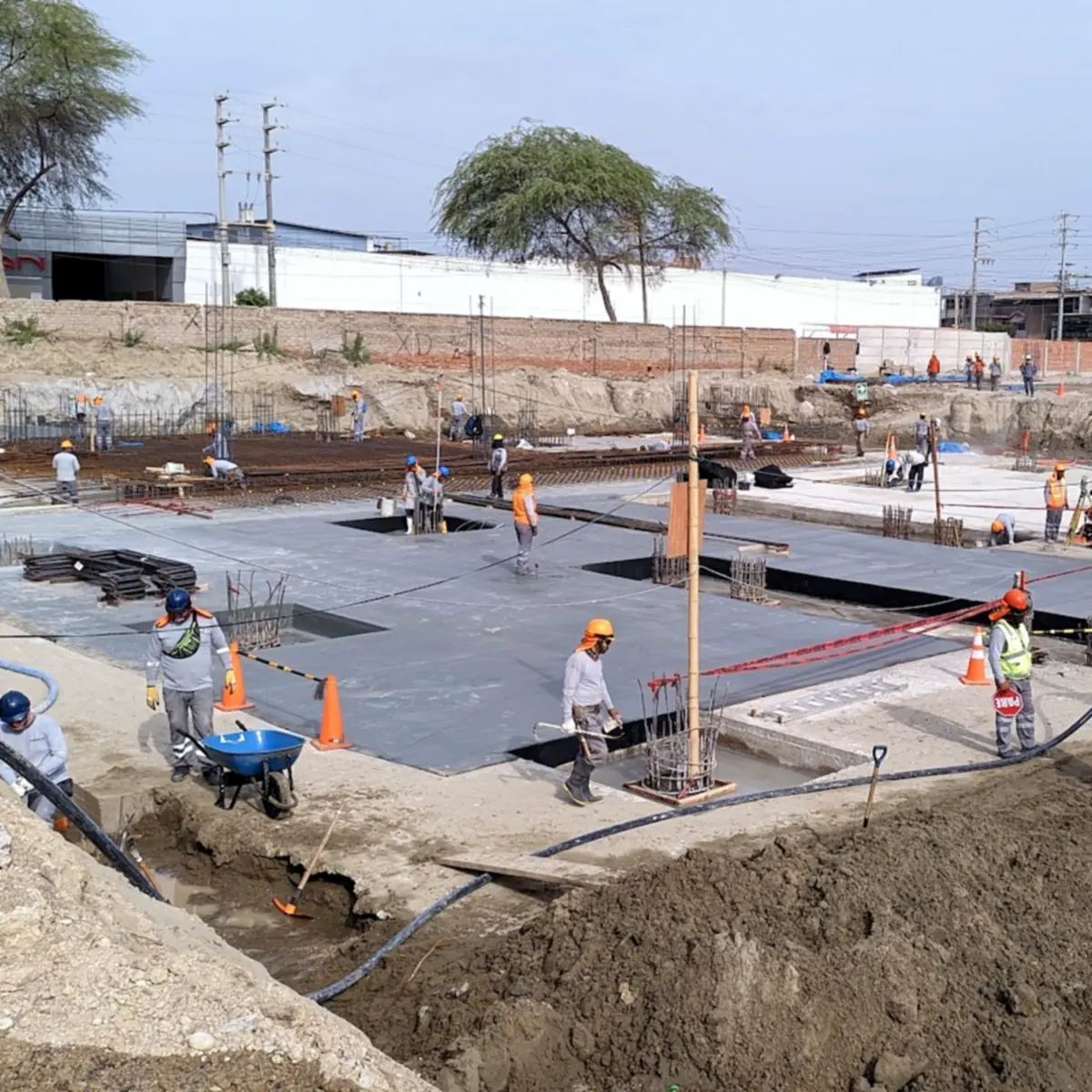 Wide view of the foundation works at Real Plaza Piura, Peru