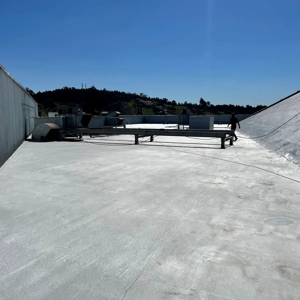 Roof junction after H Flex Alum spray, Portugal Roof junction after H Flex Alum spray, Portugal