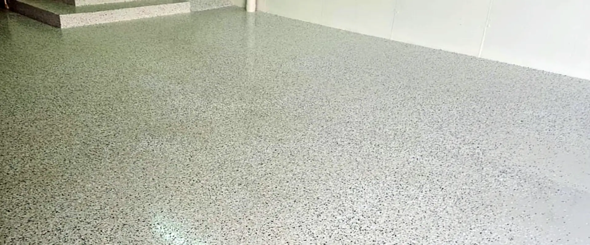House Garage Chip Flooring in Puigcerdà with Pavifloor
