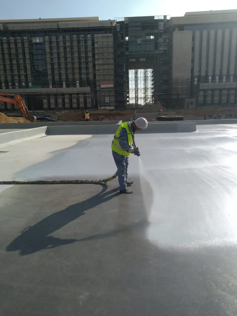 A spray pass on the open roof in front of the ministry buildings.