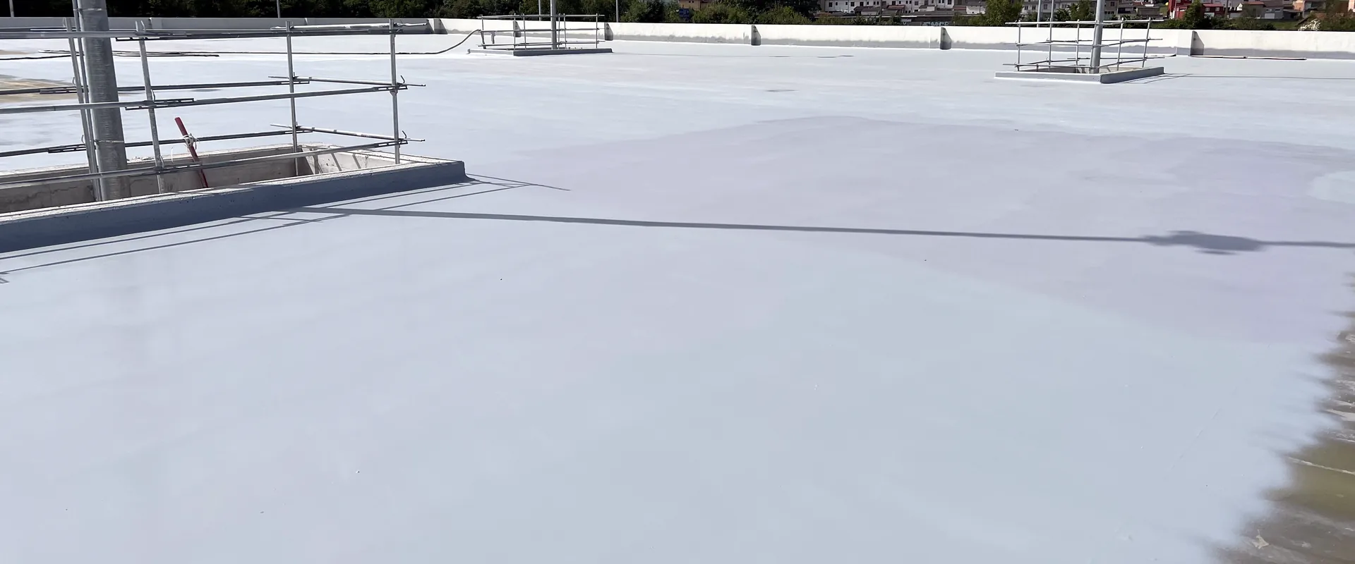 Rooftop Parking Waterproofing in La Línea with Polyurea Rayston