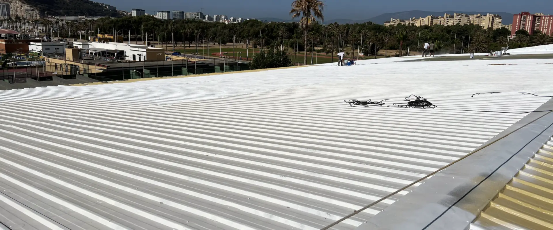 Sports Hall Roof Waterproofing in La Línea with Impermax Polyurea H Flex