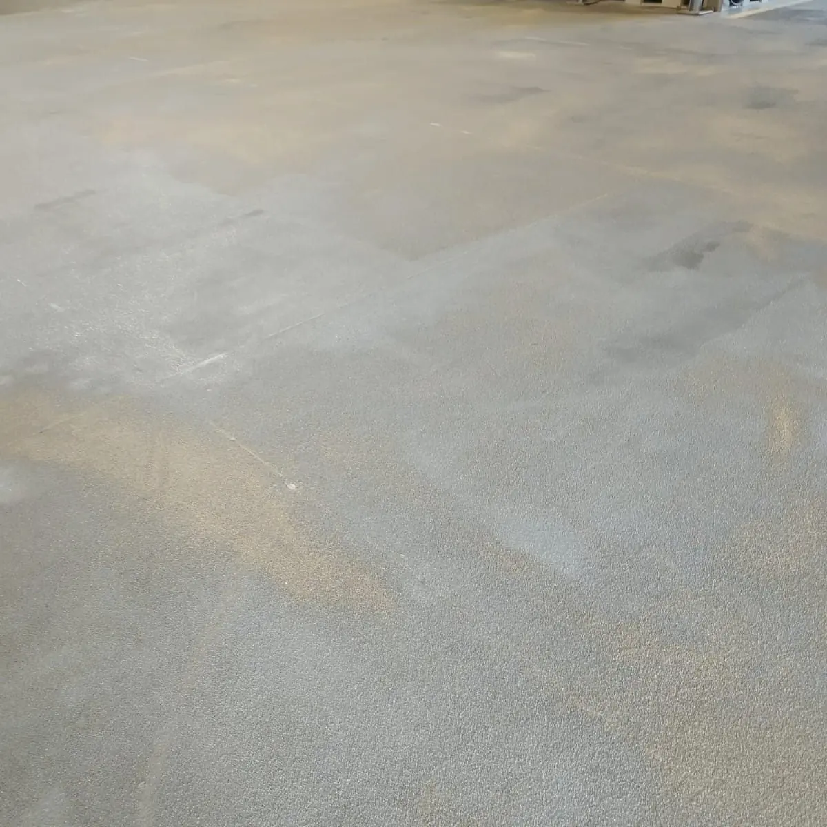 Stained concrete floor in the production area, Constantí